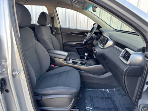 2020 Kia Sorento S V6