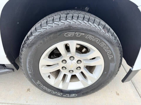 2019 Chevrolet Suburban LT