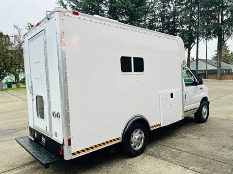 2003 Ford E-Series E-350 SD