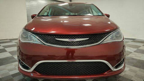 2020 Chrysler Pacifica Touring L