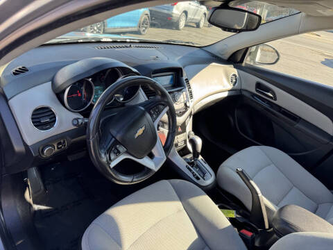 2013 Chevrolet Cruze 1LT Auto