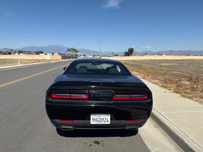 2023 Dodge Challenger SXT