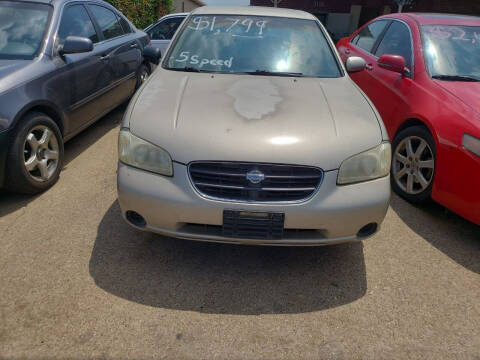 2000 Nissan Maxima for sale at UGWONALI MOTORS in Dallas TX
