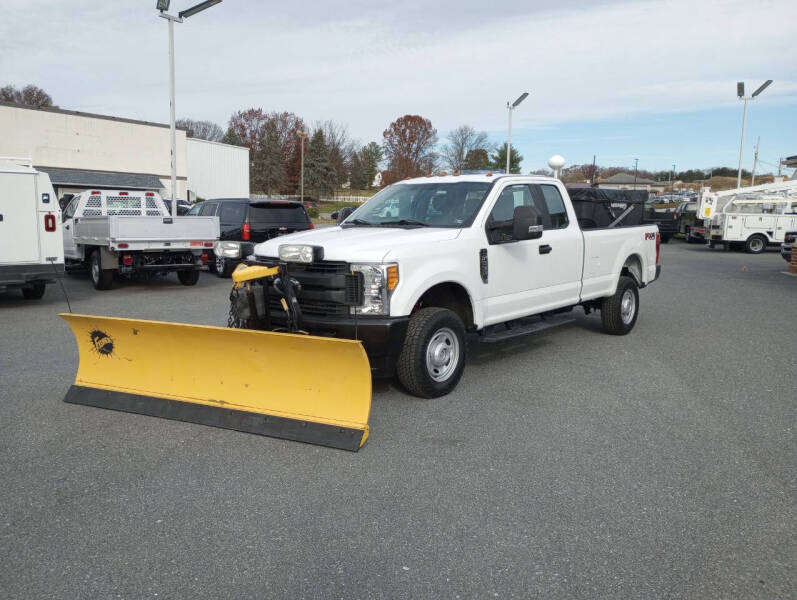 2017 Ford F-250 Super Duty XL's photo