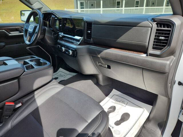 2025 GMC Sierra 1500