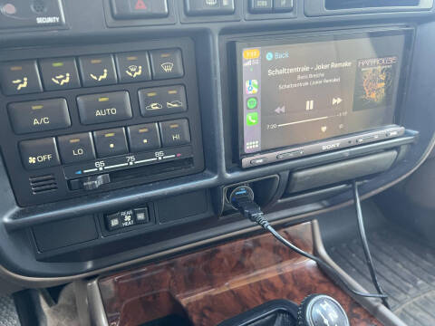 1992 - 2003 Toyota Land Cruiser Apple Car Play & Backup Camera for sale at 4X4 Rides in Hagerstown MD