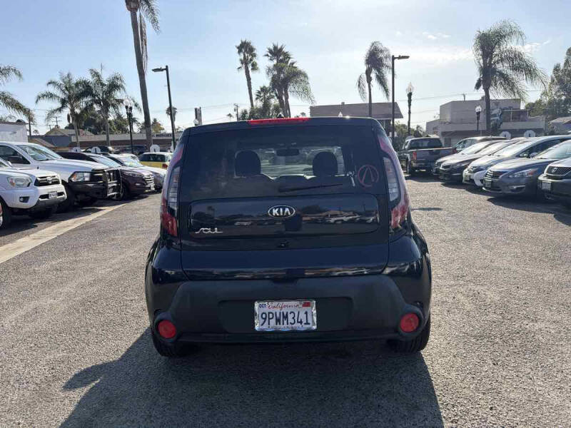 2015 Kia Soul +