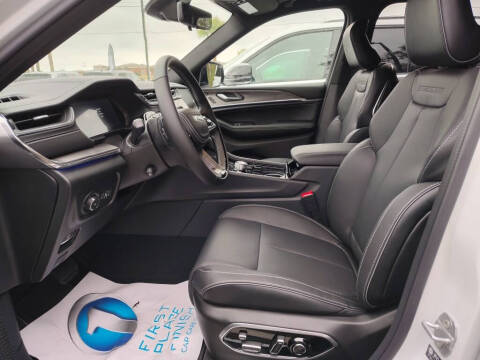 2025 Jeep Grand Cherokee Overland