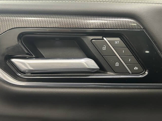 2025 GMC Yukon XL Elevation