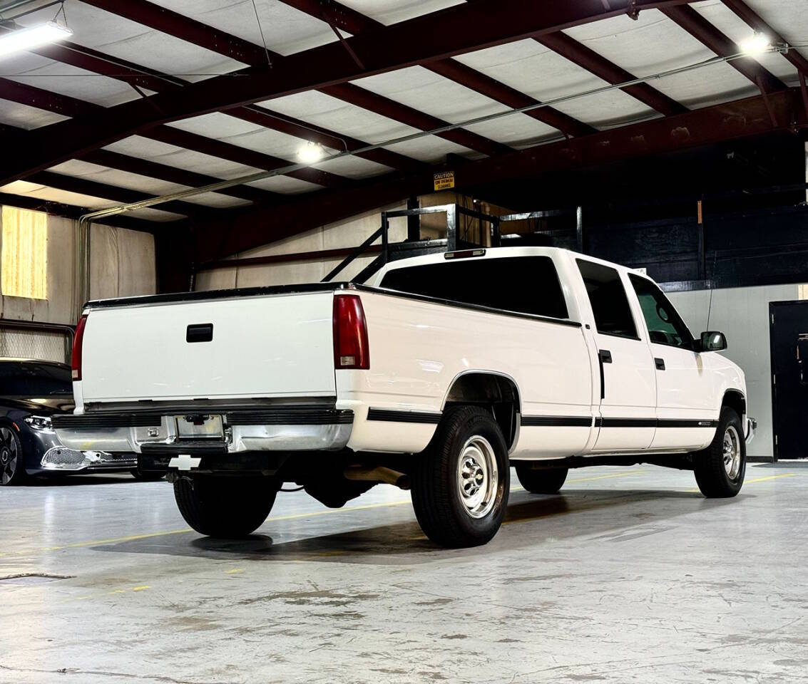 2000 Chevrolet C/K 3500 Series for sale at Carnival Car Company in Victoria, TX