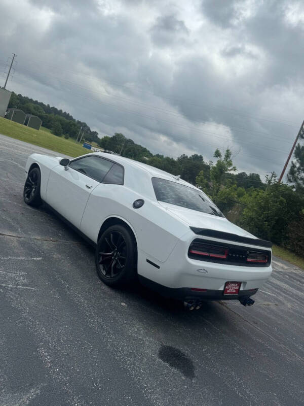 2018 Dodge Challenger SXT Plus