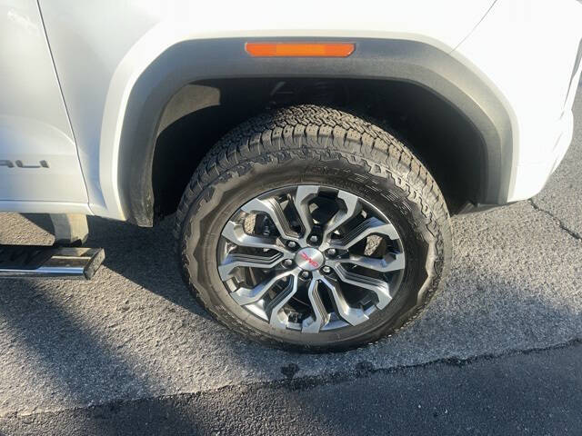 2023 GMC Canyon Denali