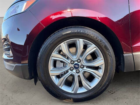 2021 Ford Edge Titanium