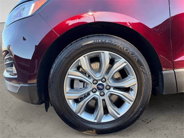 2021 Ford Edge Titanium