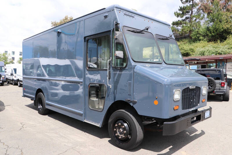 2020 Freightliner MT45 Chassis