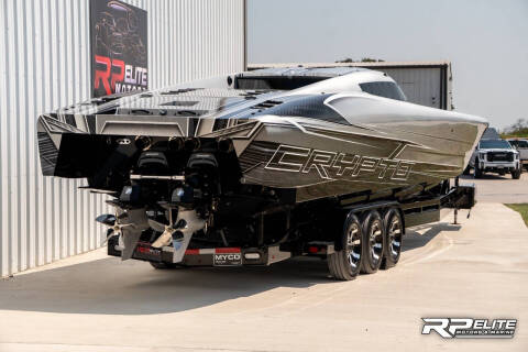2019 Outerlimits SV43