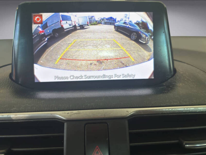 2018 Mazda MAZDA3 Sport