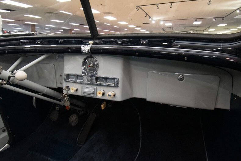 1950 Willys Jeepster