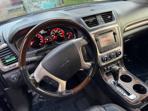 2013 GMC Acadia Denali