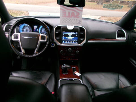 2012 Chrysler 300 Limited