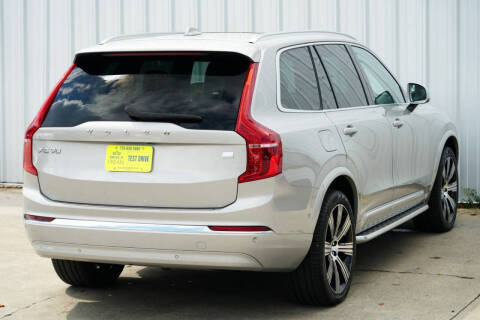 2023 Volvo XC90 Recharge T8 Ultimate Bright Theme 6P