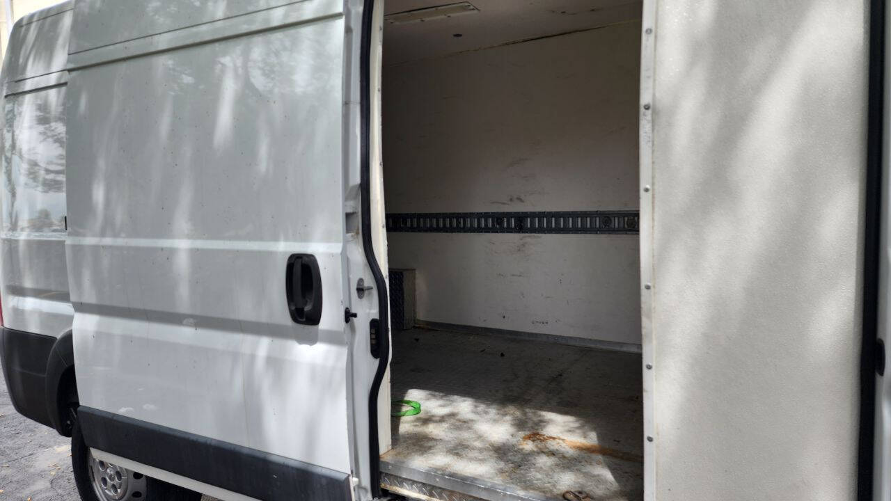 2015 RAM Promaster 2500 Van - $20,999