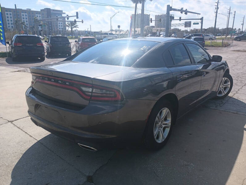 2020 Dodge Charger SXT