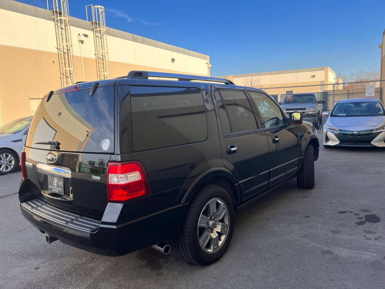 2010 Ford Expedition for sale at Prestige Auto Group LLC in Sacramento, CA