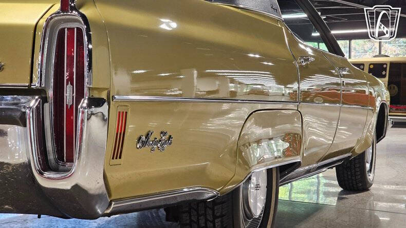 1972 Oldsmobile Ninety-Eight