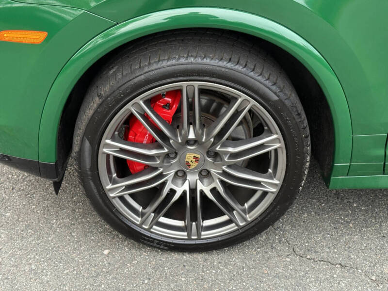 2016 Porsche Cayenne GTS