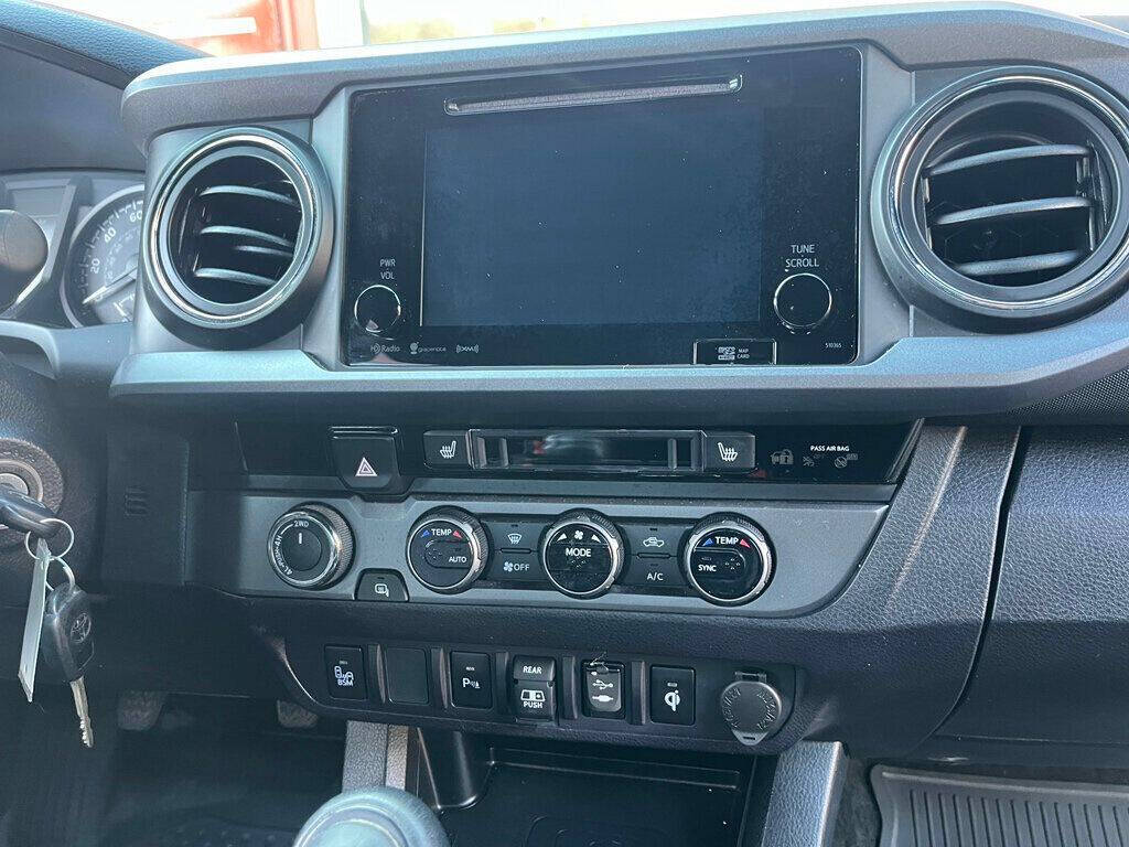 2018 Toyota Tacoma 25