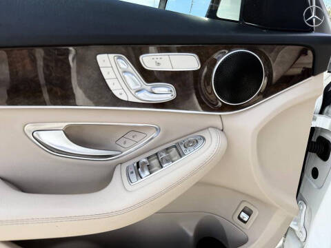 2016 Mercedes-Benz C-Class