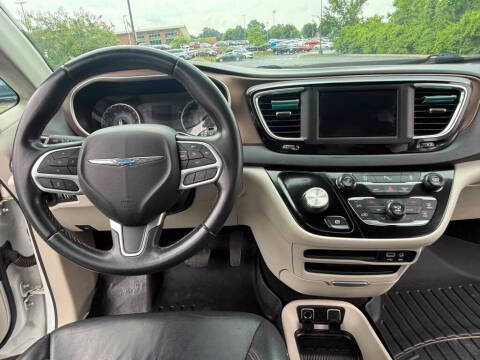 2018 Chrysler Pacifica Touring L