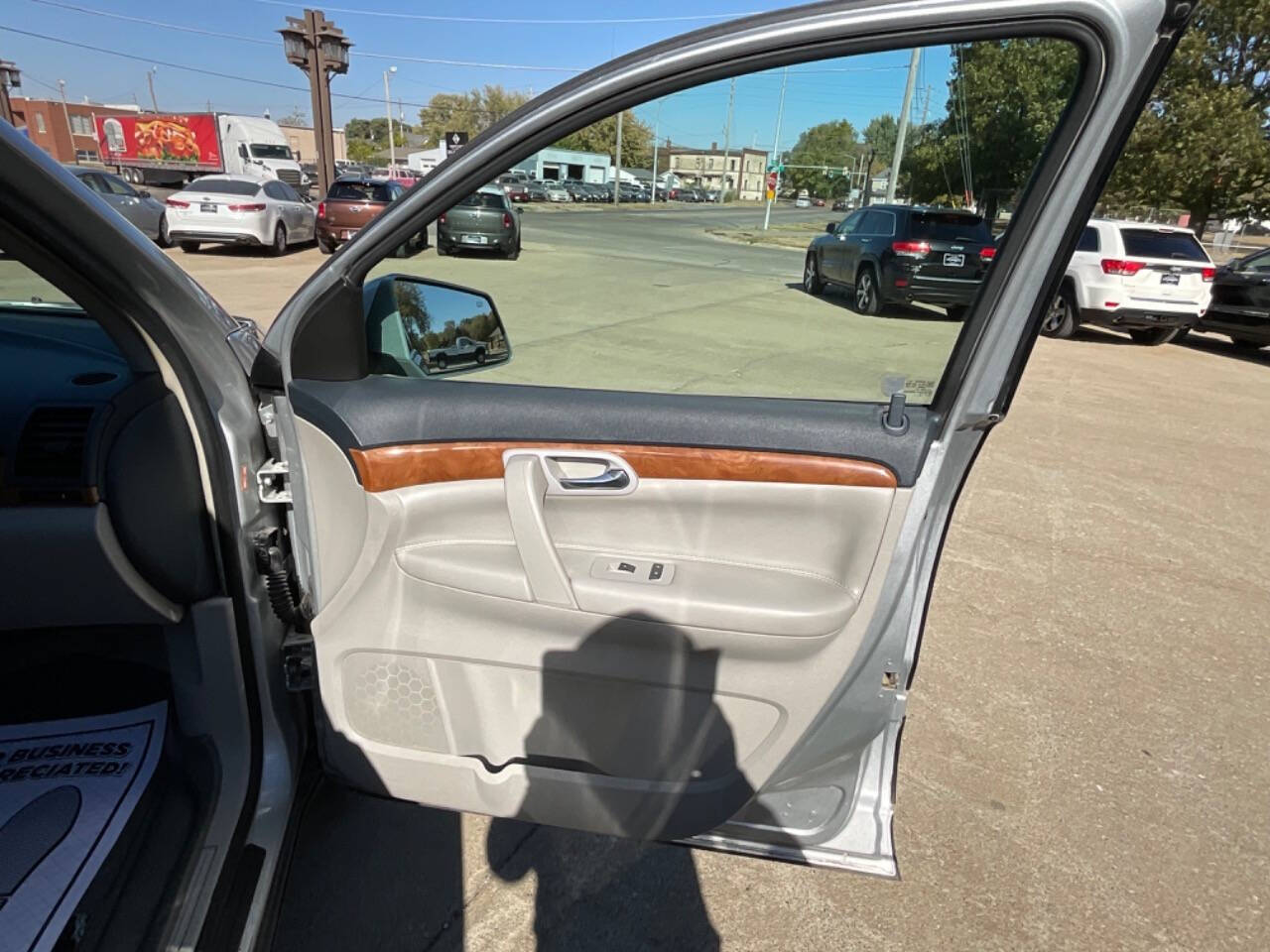 2009 Saturn Outlook for sale at Auto Connection in Waterloo, IA