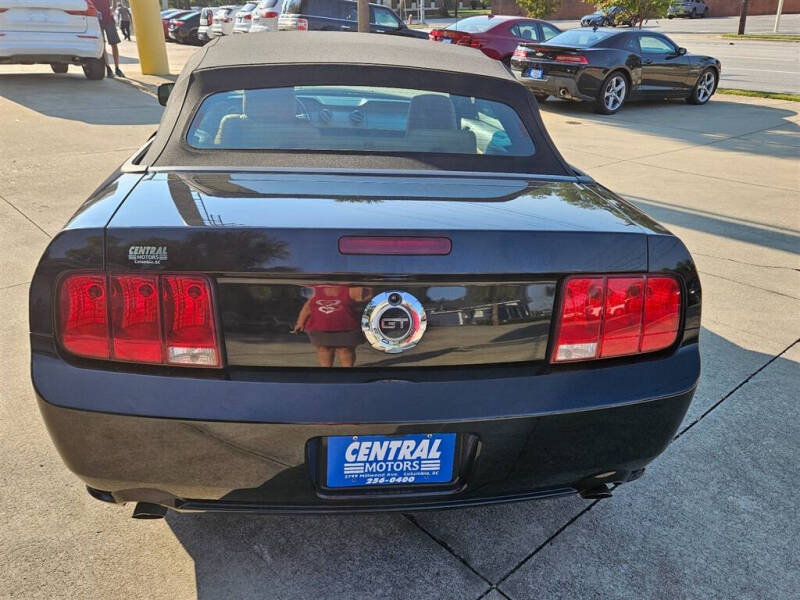2007 Ford Mustang