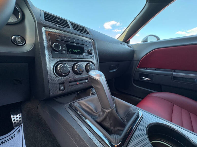 2013 Dodge Challenger R/T Plus