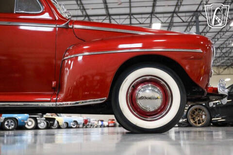 1947 Ford Deluxe