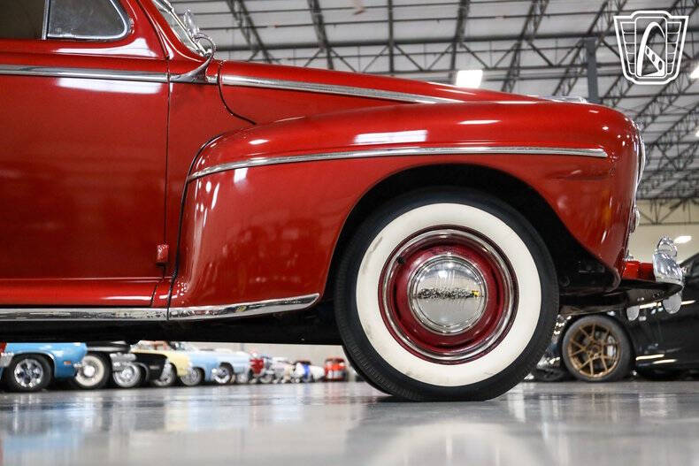 1947 Ford Deluxe