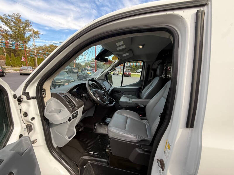 2015 Ford Transit 150