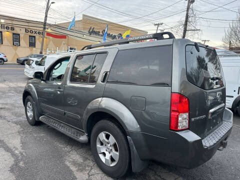 2007 Nissan Pathfinder SE