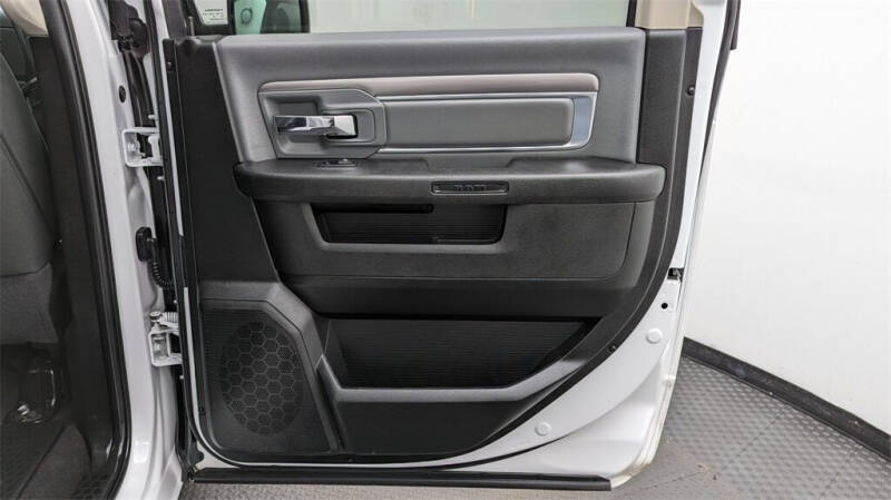 2021 RAM 1500 Classic SLT