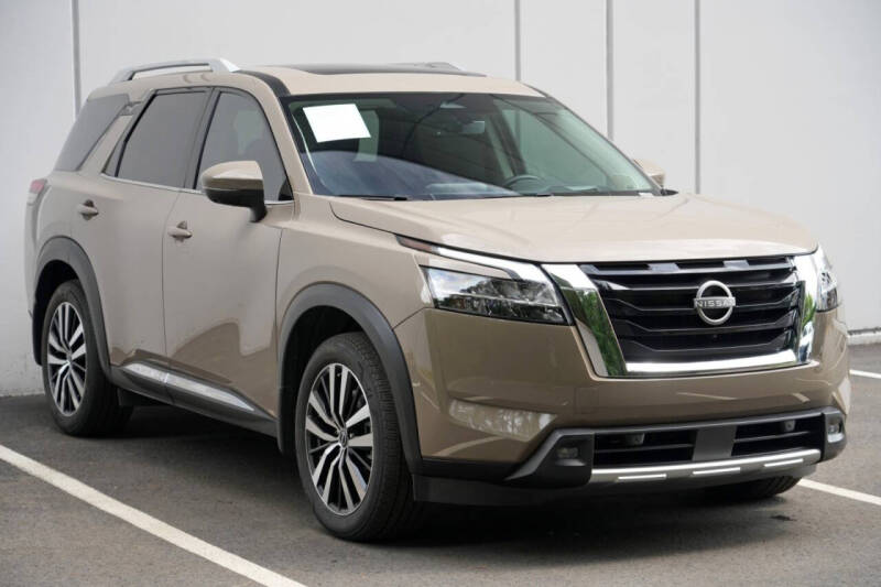2024 Nissan Pathfinder Platinum