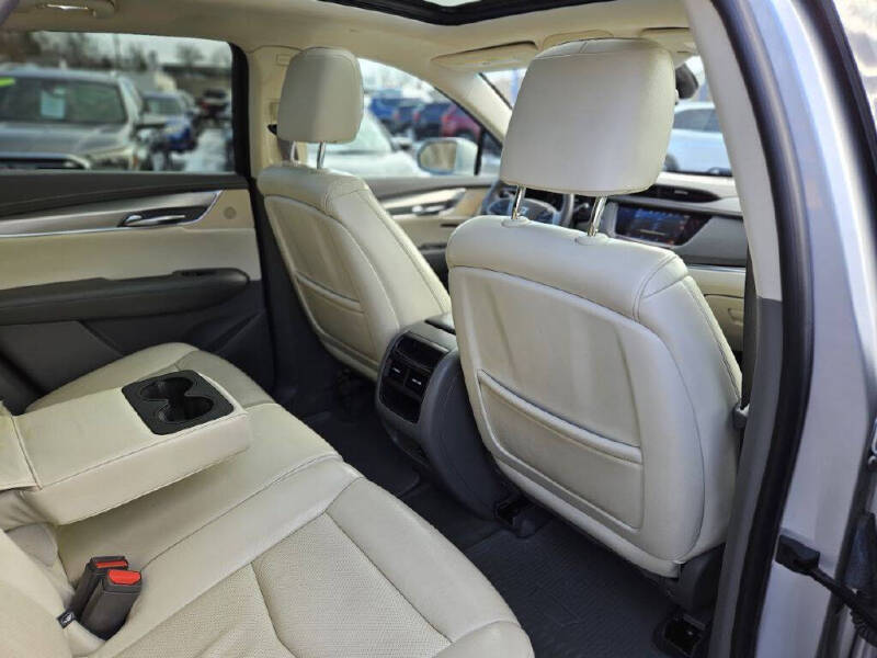 2018 Cadillac XT5 Luxury