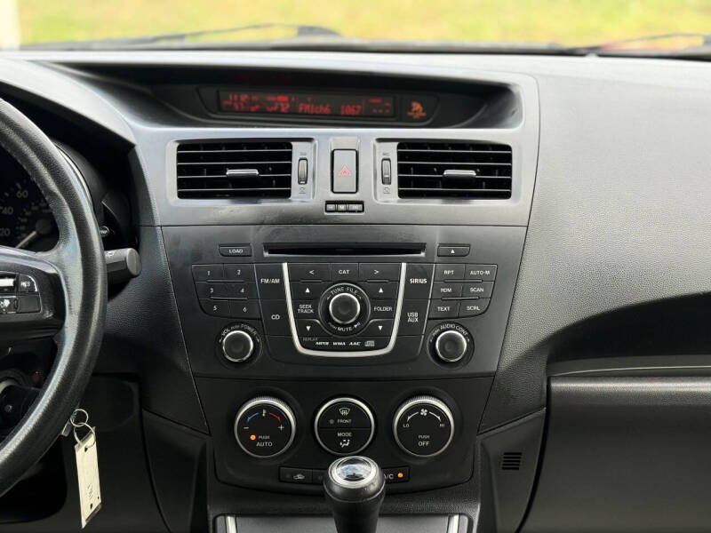 2013 Mazda MAZDA5 Touring