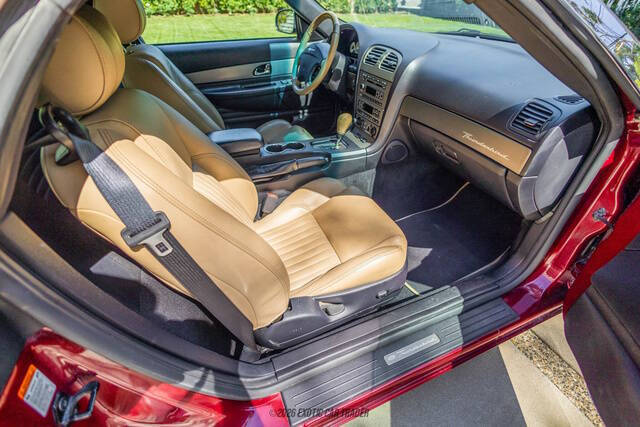 2004 Ford Thunderbird Deluxe