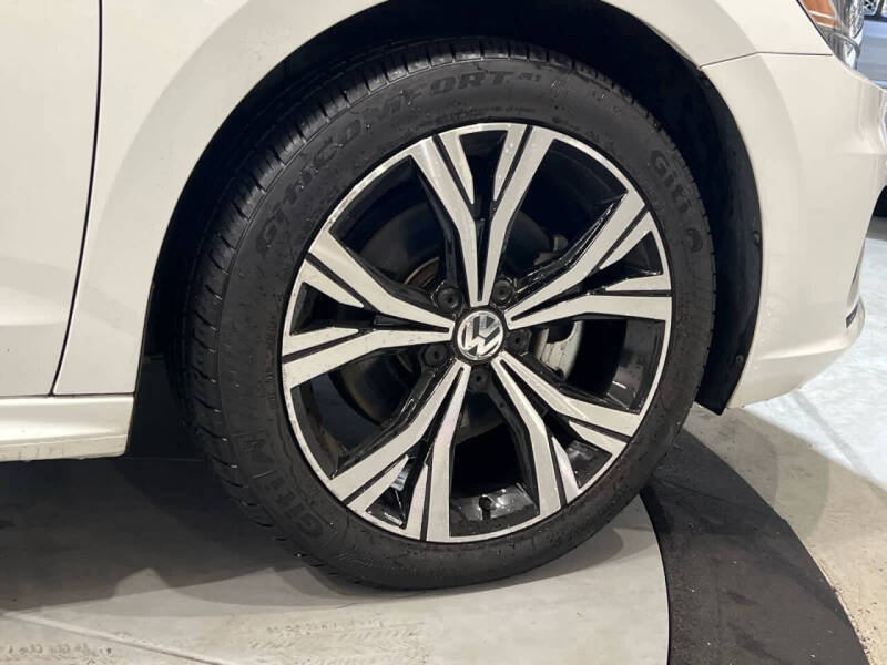 2022 Volkswagen Passat SE