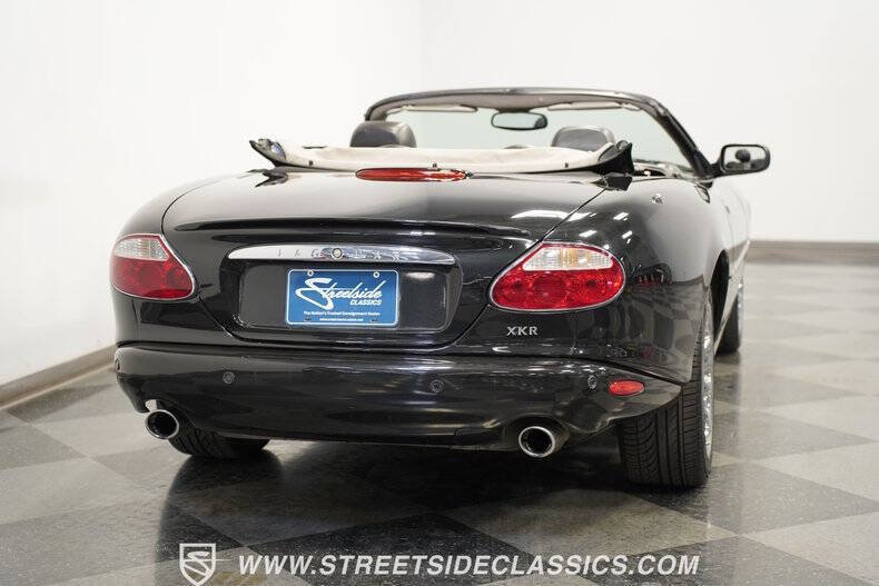 2002 Jaguar XKR