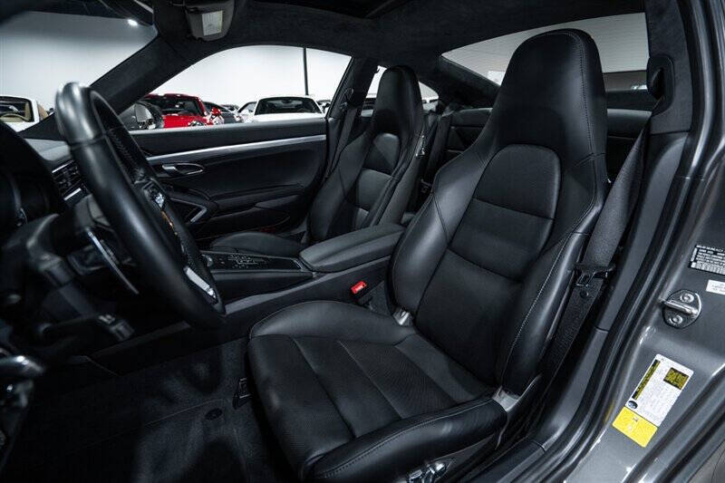 2017 Porsche 911 Turbo