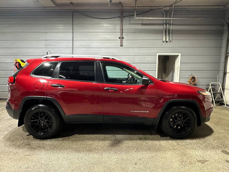 2015 Jeep Cherokee null photo 2