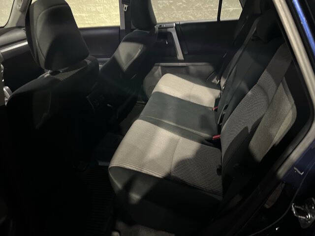 2022 Toyota 4Runner SR5